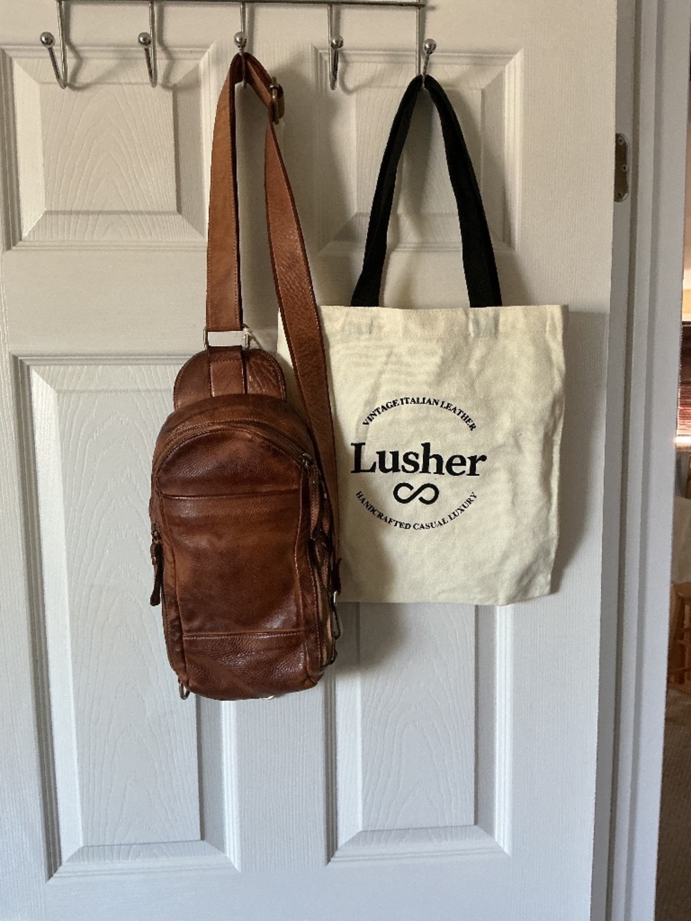 NWT Italian Leather Sling/Crossbody/Shoulder Bag (Unisex)